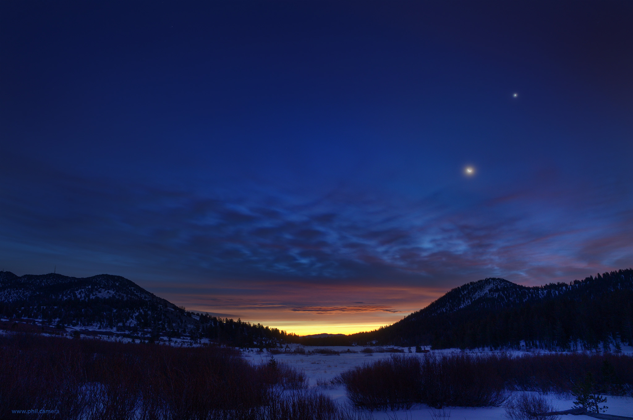 Crescent Moon and Venus over Mt Ros